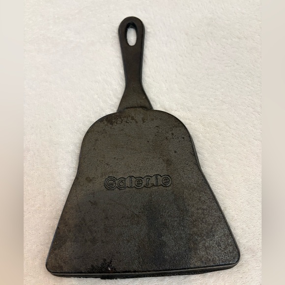 Star Wars Darth Vader Cast Iron Pancake Mold - Picture 6 of 6